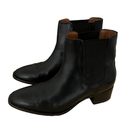 Frye Dara Black Leather Pull On Chelsea Bootie Ankle Boot Size 6.5 - Picture 1 of 10